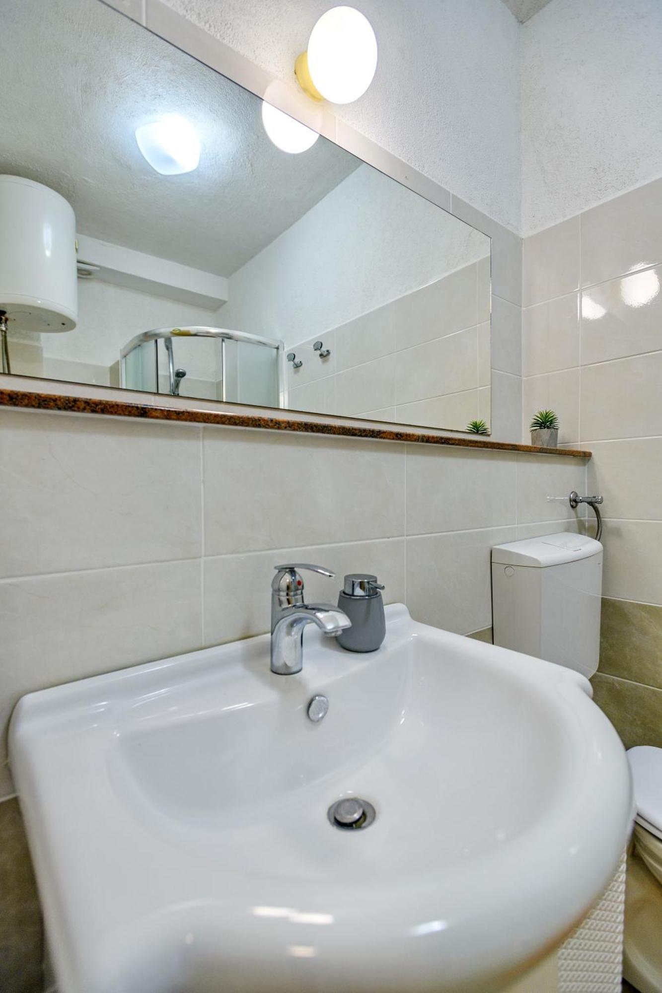Apartman Kali Esterno foto